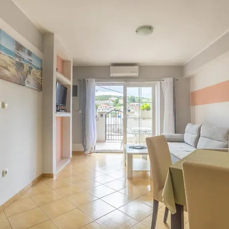 Ivano Apartment