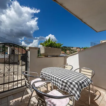Apartment Ivano Splitska